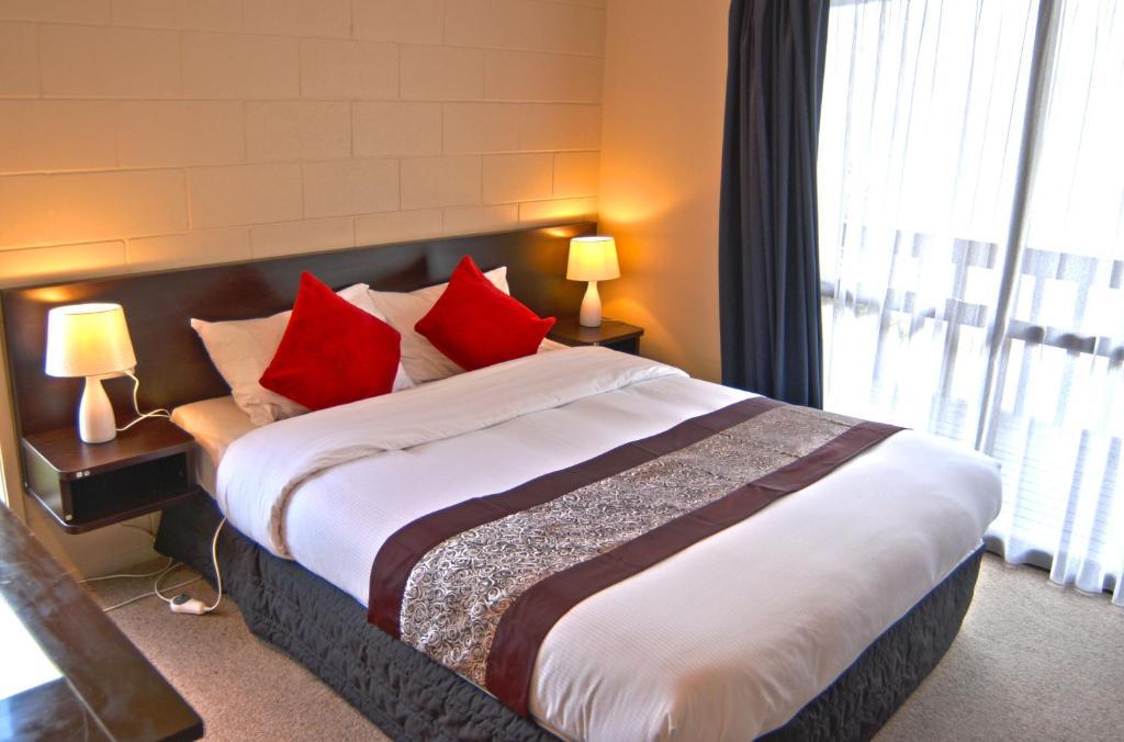 Barcelona Motel Taupo Szoba fotó